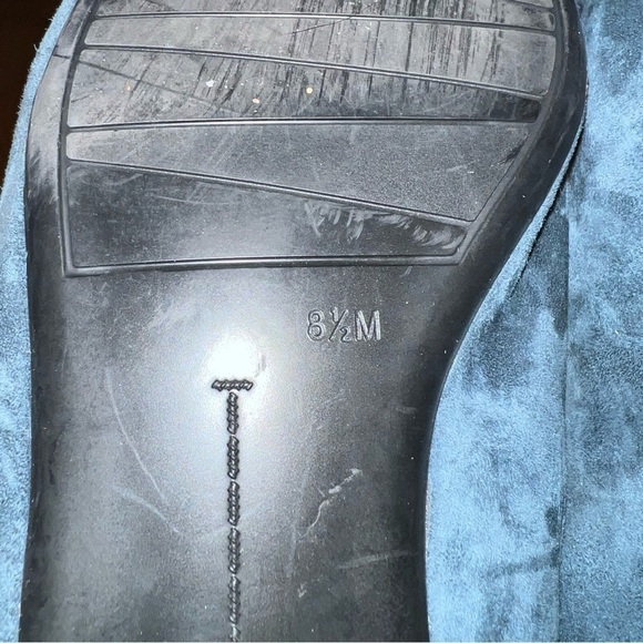 Vaneli Navy Blue Suede Fringe Flats Loafers Size 8.5M - Picture 6 of 8